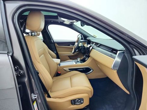 Certified 2023 Jaguar F-PACE S image 14