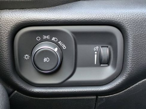 New 2026 RAM 3500 Tradesman image 27