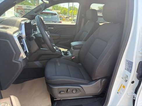 Used 2025 GMC Canyon Elevation w/ Convenience Package AWD/4WD image 12