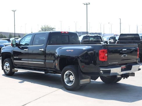 Used 2015 Chevrolet Silverado 3500 LTZ AWD/4WD image 4