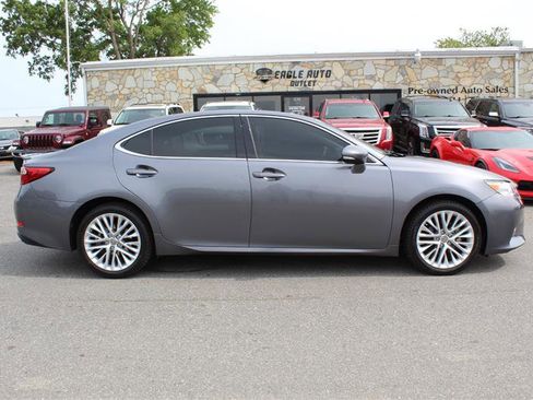 Used 2014 Lexus ES 350 w/ Premium Package FWD image 8