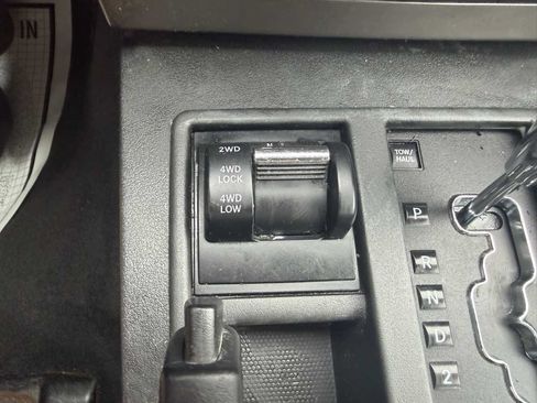 Used 2012 Jeep Liberty Sport AWD/4WD image 42