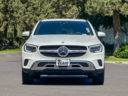 Used 2023 Mercedes-Benz GLC 300 4MATIC Coupe image 10