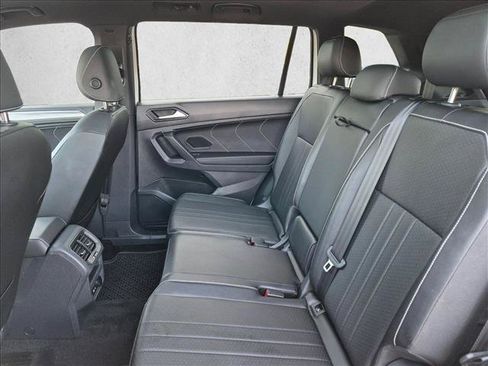 Used 2023 Volkswagen Tiguan SE R-Line FWD image 19