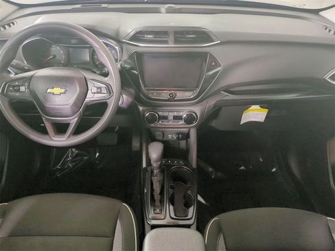 Certified 2023 Chevrolet TrailBlazer LT w/ LPO, Blackout Package image 20