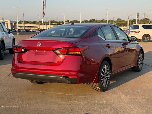 New 2026 Nissan Altima 2.5 SV FWD image 4