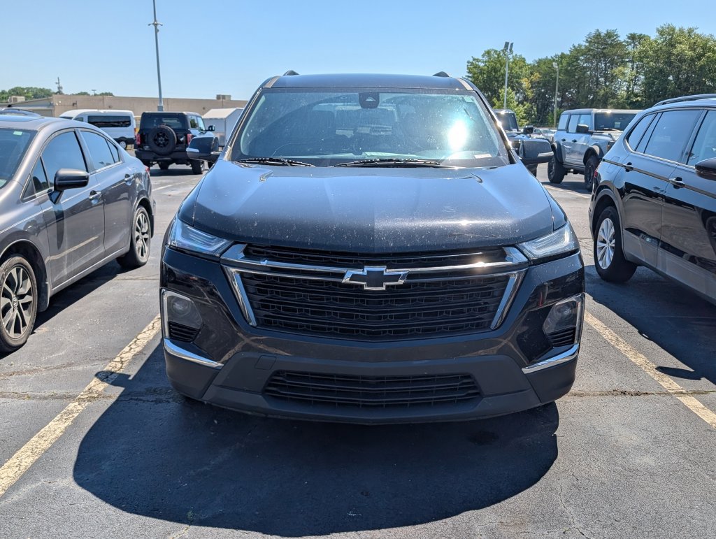 Used 2023 Chevrolet Traverse LT FWD image 5