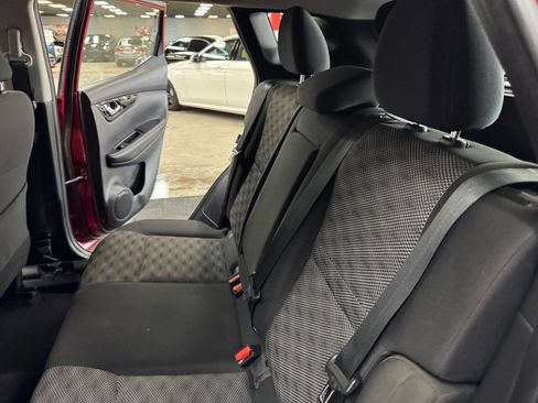 Used 2021 Nissan Rogue Sport SV image 41