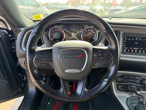 Used 2022 Dodge Challenger R/T image 21