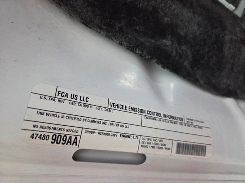 Used 2017 RAM 2500 Laramie w/ Sport Appearance Group image 95