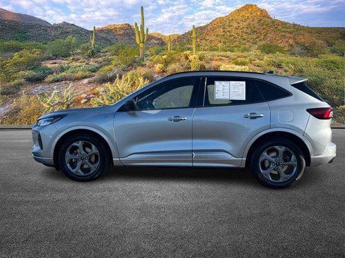 Used 2023 Ford Escape ST-Line image 8