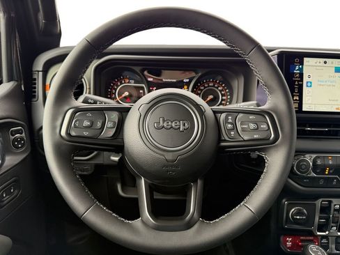 New 2026 Jeep Gladiator Mojave w/ Technology Group AWD/4WD image 12