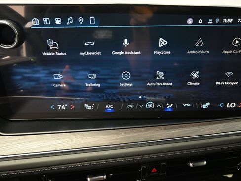 New 2026 Chevrolet Suburban Z71 w/ Z71 Off-Road Package AWD/4WD image 15