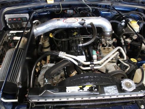 Used 2005 Jeep Wrangler Rubicon w/ Security Group image 25