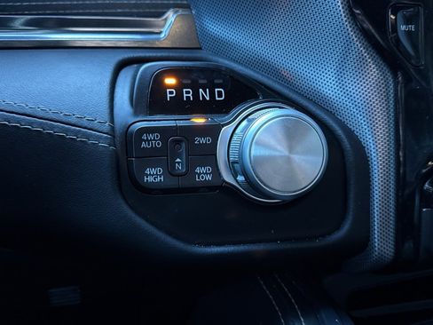 Used 2021 RAM 1500 Limited w/ Body Color Bumper Group image 5