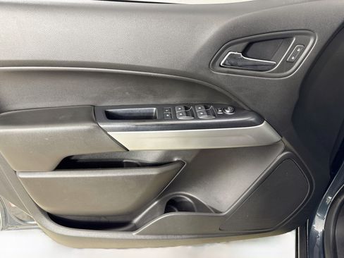 Used 2019 Chevrolet Colorado LT RWD image 19
