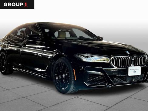 Used 2022 BMW 540i w/ M Sport Package image 1