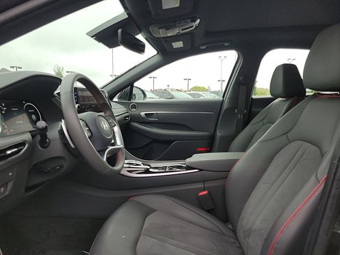 Used 2022 Hyundai Sonata SEL Plus w/ Preferred Accessory Package image 15