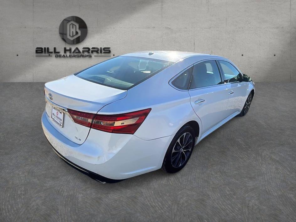 Used 2016 Toyota Avalon XLE FWD image 6