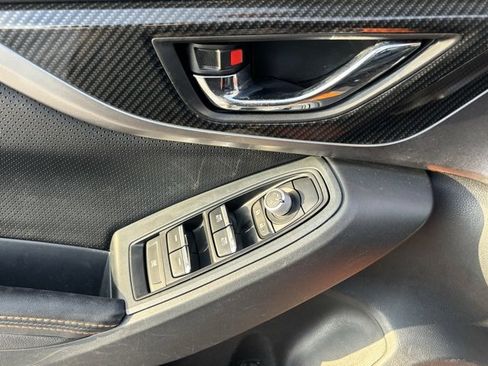 Used 2018 Subaru Crosstrek 2.0i Limited image 11