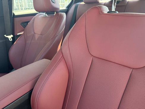 Certified 2025 BMW 330i Sedan w/ Premium Package image 20