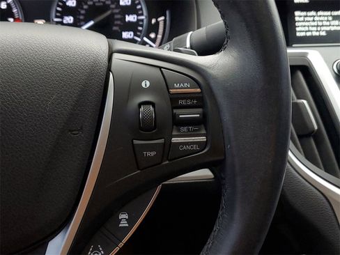 Used 2019 Acura TLX image 18