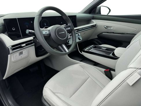 New 2025 Hyundai Tucson Limited image 14