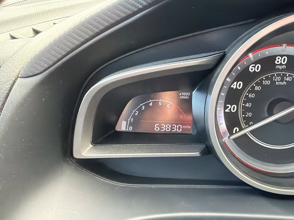 Used 2014 MAZDA MAZDA3 i Touring w/ Technology Package FWD image 6