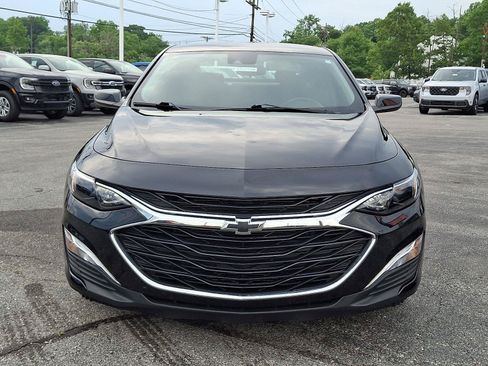 Used 2024 Chevrolet Malibu RS FWD image 2