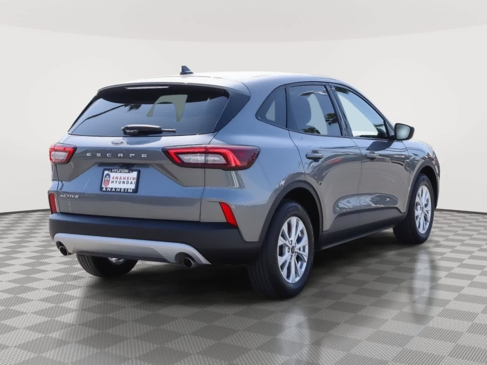Used 2025 Ford Escape Active FWD image 7