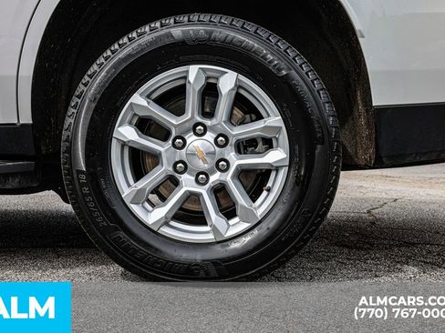 Used 2025 Chevrolet Tahoe LT AWD/4WD image 17