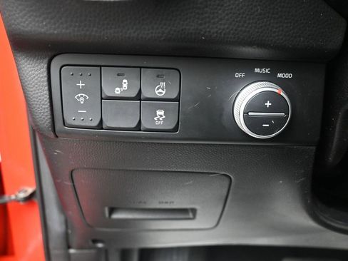 Used 2018 Kia Soul ! w/ Tech Package image 16