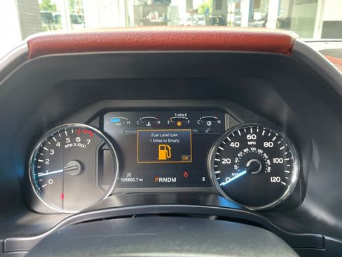 Used 2018 Ford F150 Platinum w/ Equipment Group 701A Luxury AWD/4WD image 13