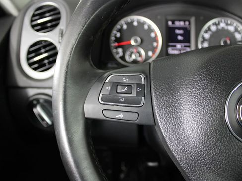 Used 2015 Volkswagen Tiguan S FWD image 22