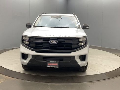 Used 2025 Ford Expedition Active AWD/4WD image 8