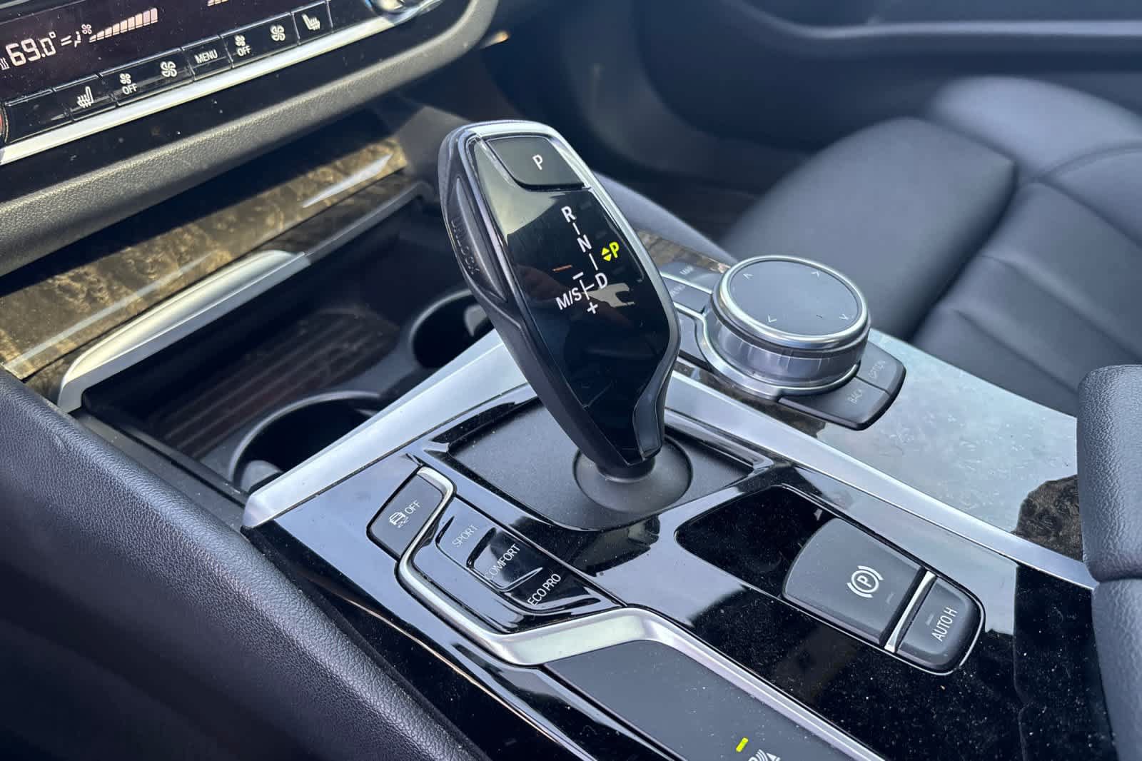 Used 2017 BMW 530i RWD image 22