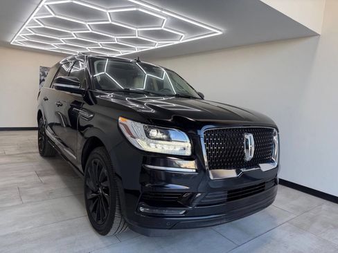 Used 2021 Lincoln Navigator Reserve image 8