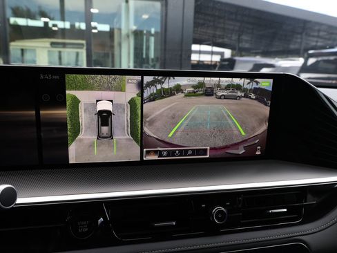 Used 2025 INFINITI QX80 Luxe RWD image 35