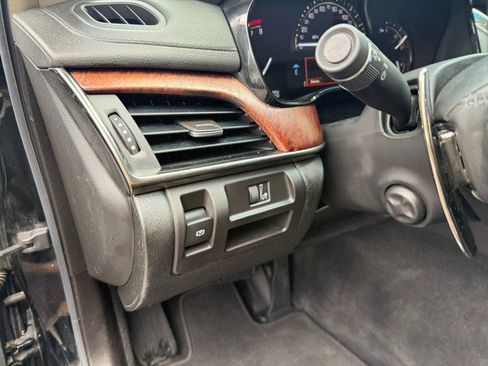 Used 2018 Cadillac CTS Luxury AWD/4WD image 16