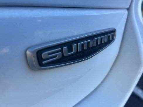 Used 2022 Jeep Grand Cherokee Summit w/ Advanced Protech Group IV image 19