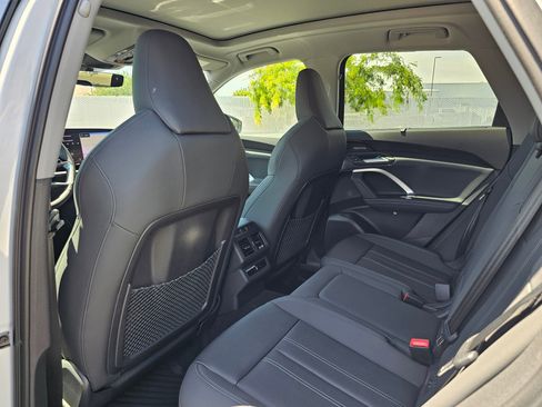 New 2025 Audi Q5 Premium Plus image 11