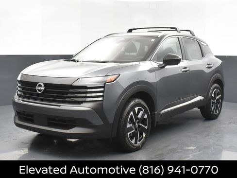 Certified 2026 Nissan Kicks SV w/ SV Premium Package AWD/4WD image 3