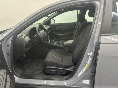 Certified 2024 Honda Accord Sport image 9