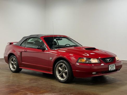 Used 2004 Ford Mustang GT RWD image 21