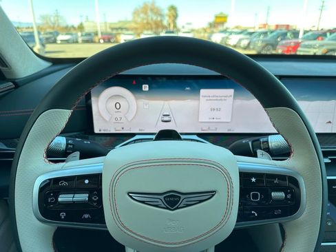 New 2025 Genesis GV80 3.5T e-SC AWD/4WD image 18