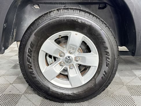 Used 2021 RAM 1500 Tradesman w/ Chrome Plus Package image 31