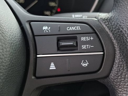 Used 2024 Honda CR-V LX image 23