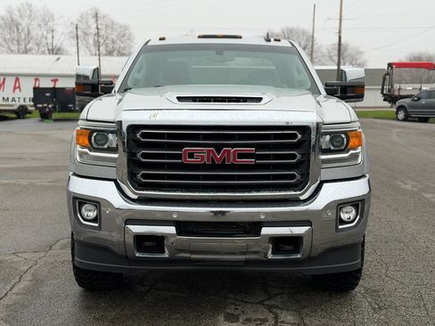 Used 2018 GMC Sierra 2500 SLT w/ Duramax Plus Package image 2