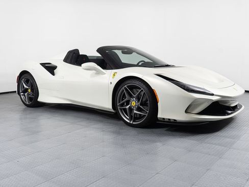 Certified 2023 Ferrari F8 Tributo image 4