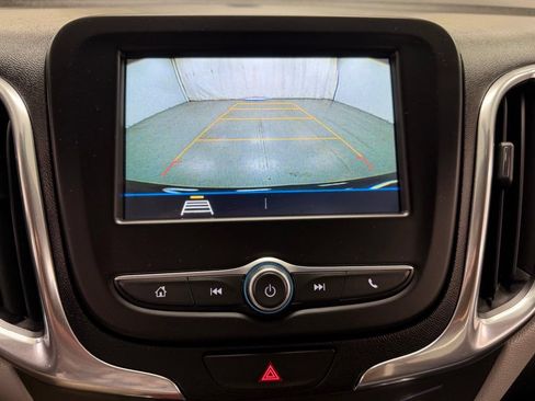 Used 2019 Chevrolet Equinox LS w/ LS Convenience Package FWD image 25